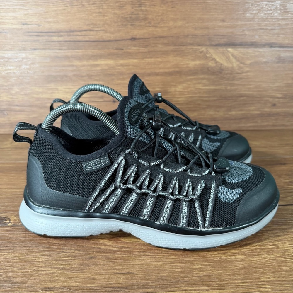 KEEN UNEEK EXO Slip-On Knit Sneakers Women’s Size 8 Shoes